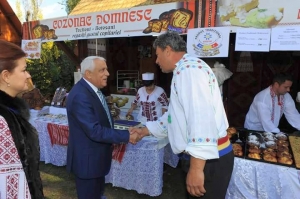 Unde puteți găsi „Cârnați cu ambâț”, „Cârnați cu miroase de usturoi ca altă dată” și „Cozonac Domnesc” de „Ziua Națională a Produselor Agroalimentare Românești”