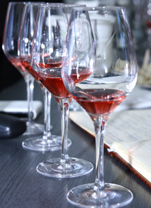 Vinurile roze românești, medaliate la CMB Rose Wine 2026. „Revelația Rosé din România”, un vin din Transilvania