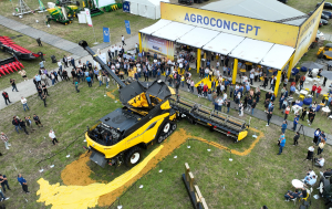 Combina CR11, noutatea mondială adusă de AgroConcept la AgriPlanta-RomAgroTec 2024