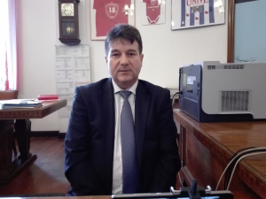 Ion Roșu spune că existența „băieților deștepți ai cărților de rasă” este în realitate doar o polemică și un lucru greșit înțeles. Cum rămâne însă cu schema desenată?
