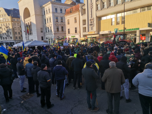 Fermierii din Vestul țării suspendă temporar protestul