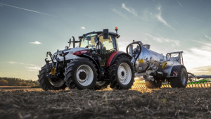 Noul tractor Steyr Plus a ajuns în România
