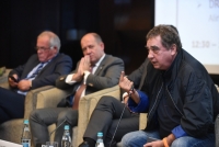 ONG-urile și procesatorii de carne din România cer același lucru: abatorizarea în țară a ovinelor românești. „Nu trebuie să mă obligi pe mine să cumpăr toată oaia” (Minea, Angst)