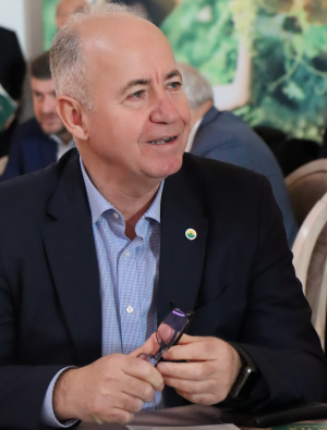 Dan Hurduc, fermier din județul Vaslui, preia mandatul de președinte al Clubului Fermierilor Români