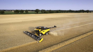 Viitorul e aici. Confirmă New Holland CR11, cea mai mare și mai performantă combină din lume
