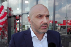 Hipermarketul cu acoperiș „verde” și 50 la sută produse locale