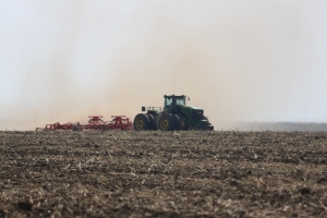 Alianța pentru Agricultură și Cooperare solicită retragerea contestației privind Legea vânzării terenurilor