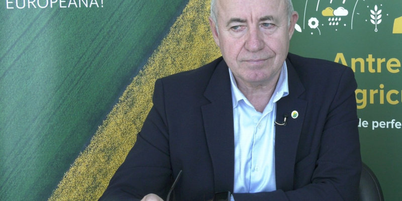 Agricultura nu se mai descurcă, fermierii se decapitalizează